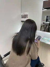 【当日相談ok‼️】顔周りカットor全体カット＋髪質改善カラー+トリートメント🫧(ロング料金別)