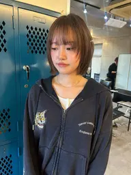 【U-28 今だけ40%offでご案内✨】韓国カット＋ケアブリーチ+カラー🫧（学割あり）