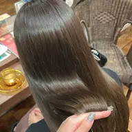 【 平日限定 】カット + カラー + ウルトワトリートメント ✂️🌿