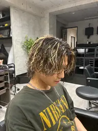 【フルコース🌈】メンズカット+パーマなんでも+ハイライトカラー【¥5500】