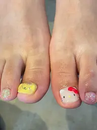 オフあり🐰キティ♡プリンフットネイル🐰