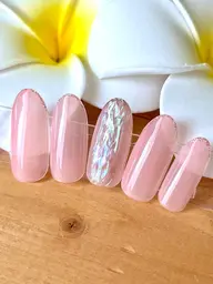 シンプルアート💅持ち込みデザインOK👌4週間以内のご予約で次回オフ無料✨