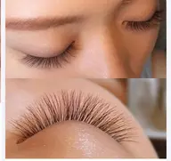 3D、4Dボリュームラッシュ240本~320本(80束) 新規様初回はオフ無料、二回目からオフ➕500円になります