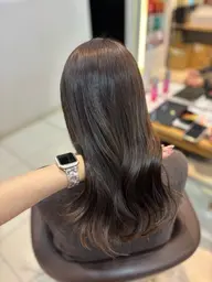 【トレンド艶カラー✨】🤎カット➕ワンカラー➕高保湿トリートメント🤎