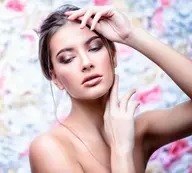 【✨顔の印象180度変わる!!】お顔全体Wax脱毛＋選べるアイブロウ（パーマorデザイン）