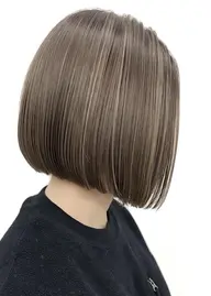 ＊白髪ぼかし＊ハイライトカラー＋うる艶カラー　\11900　（カット無し）