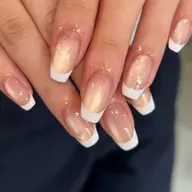 フレンチネイル💅✨️（オフ込み）（ベースクリア）