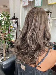 バレイヤージュ＋トリートメント