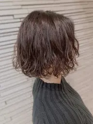 〔⭐︎カット+ダメージレスパーマ+保湿トリートメント⭐︎〕2️⃣4️⃣歳以下限定メニュー🟥 ロング料金なし