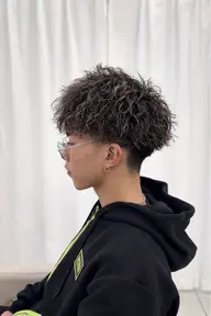🥇人気No.2🥇似合わせカット×メンズパーマ×ホワイトメッシュ