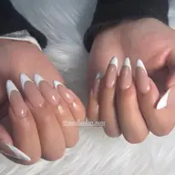 【ご新規】フレンチネイル⋆𝜗𝜚