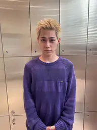 【🉐⚡️1日3名メンズ限定⚡️】カット+ブリーチカラー+ケアトリートメント🫧