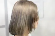 カット+カラー+ブリーチ( ¯•ω•¯ )ダメージが大きい施術なので計画的に色をチョイスするのがオシャレのポイント♪