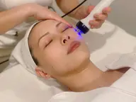 クレンジング+毛穴洗浄+美肌マッサージ+小顔ハイパーライフ+パック75分 ¥15000→¥8000