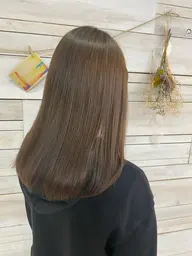 【乾かしただけでサラツヤに✨】さらツヤ縮毛矯正➕似合わせカット