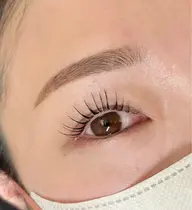 【ミニモ限定】美容液コーティングでケア込み♪似合わせラッシュリフト／まつ毛カール／パリジェンヌラッシュリフト上
