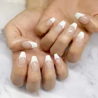 フレンチネイル 🐈‍⬛ オフなし