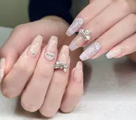 ✨学生限定ネイル割引✨【チップ長さ出し】持ち込みデザイン& パーツつけ放題 ¥13800→¥11000  (オフ選択)