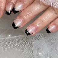 フレンチネイル