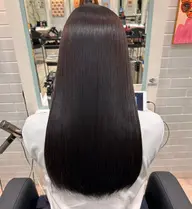 【大人気🫧】うるおいカラー+プレミアム髪質改善✨プレゼント付き🎁