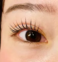 オフ有り まつ毛パーマ【パリジェンヌ】根本80度立ち上げスタイル