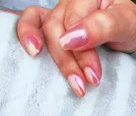 ぷるぷるオーロラネイル