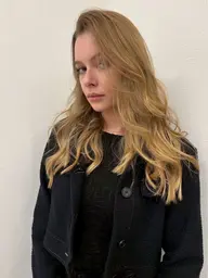 ブリーチリタッチ+オンカラー🩷プリンはもうやめませんか!