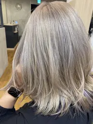 似合わせカット＋ケアブリーチダブルカラー✨