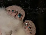 【癒しのフットバス付】フットネイル90分やり放題コース￥8000