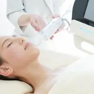 浮腫、たるみ解消！！リフトアップ×小顔矯正