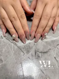 ⚠️オフ無し限定⚠️10本チップ長さ出し付き💅〖マグネット&フラッシュワンカラー➕パーツ2本💅〗