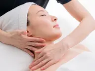 【人気のWケア】小顔リフトアップ+毛穴汚れごっそり