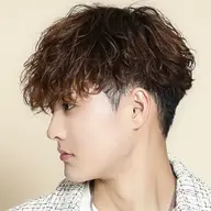 ✴️【2回目以降の学生以外のお客様】✴️メンズカット➕カラー➕パーマ➕毛髪補修トリートメント