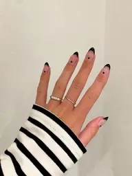 [ハンド]フレンチベースカラー無し✨パラジェル変更無料✨(※ソフトジェルオフ御新規様&30日以内再来で無料)