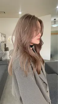 似合わせカット＋Wカラー（ケアブリーチ1回）＋髪質改善Tr.ライト