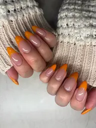 ハンドフレンチネイル　120分　　　　　　　　　　　　　　　　　　　　　　　　　　　　　　　　　　（オフ込み可➕30分）