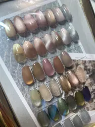 NEW✨マグネットo極小ちゅるんマグワンカラーグラデーションか先端フレンチから選べるコース🎨👩‍🎨