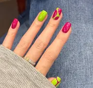 チップ長さ出し＆デザイン4本（サンプルあり／持ち込み可）