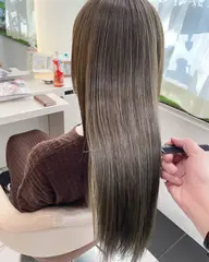 グレージュカラー+髪質改善🌿