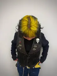 【ミニモ学割U24】🍒1ブリーチ＋カラー＋デザイン＋うる艶トリートメント🍒