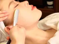 ⚠️注意事項を必ずお読みください！朝限定のメニューです！レディースシェービング✨💐🧖‍♀️(お顔、眉毛、襟足)