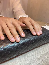 艶出しネイルケア(磨き•保湿)込み