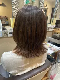 《初回限定》カット〈シャンプーブロー込〉￥3300