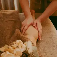 肩こり浮腫リセットケア