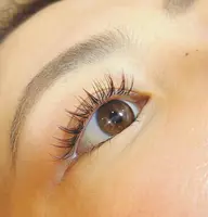 ❣️美眉スタイリングWAX脱毛✨カットや間引きから眉メイクのお仕上げまでいたします！