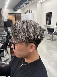 【カット＋ハイライト＋パーマ】🌊 ＋トリートメント  【10代​〜​20代限定クーポン】