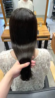 【王道人気メニュー🩶】20代限定クーポン🪽トレンド韓国風カット＋透明感カラー＋トリートメント🪽