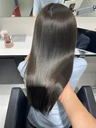 【🌸就活生＆実習生に1番人気🌸】カット＆ダークトーンカラー限定＆トリートメント🖤黒染めカラー🖤