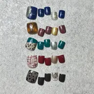 【FOOTシンプル定額20種】フットバス&甘皮ケア《新規オフ無料》