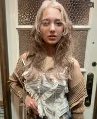 リタッチブリーチx1回+ベースカラー